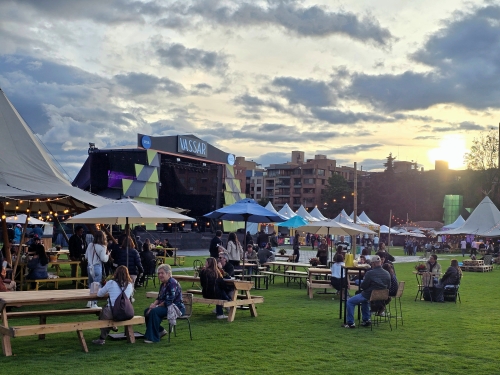 ¿Cómo Participar en la Feria Vassar?